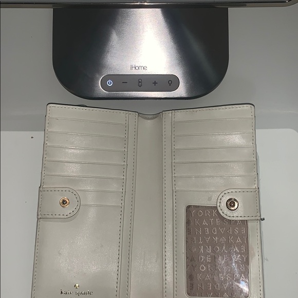 Kate Spade Wallet - Picture 2 of 5